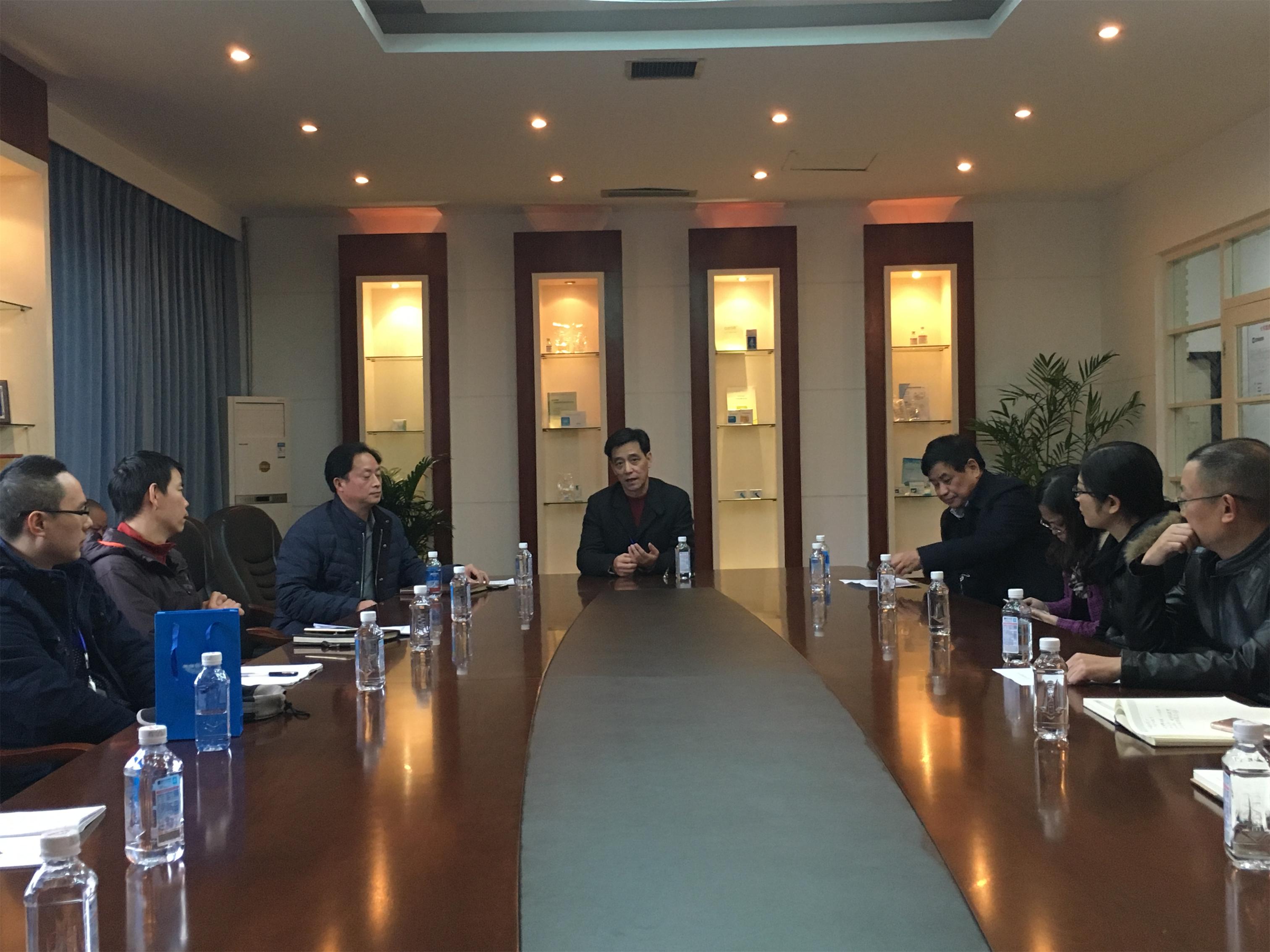 1620446233587393.jpg 1620446233587393.jpg